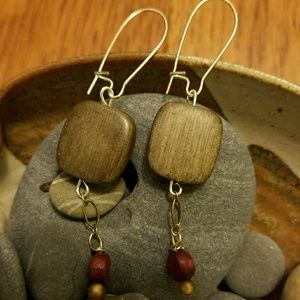 Wooden square earrings